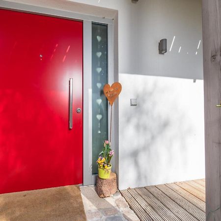 Helle Wohnung Mit Bergblick & Eigener Terrasse バート・テルツ エクステリア 写真
