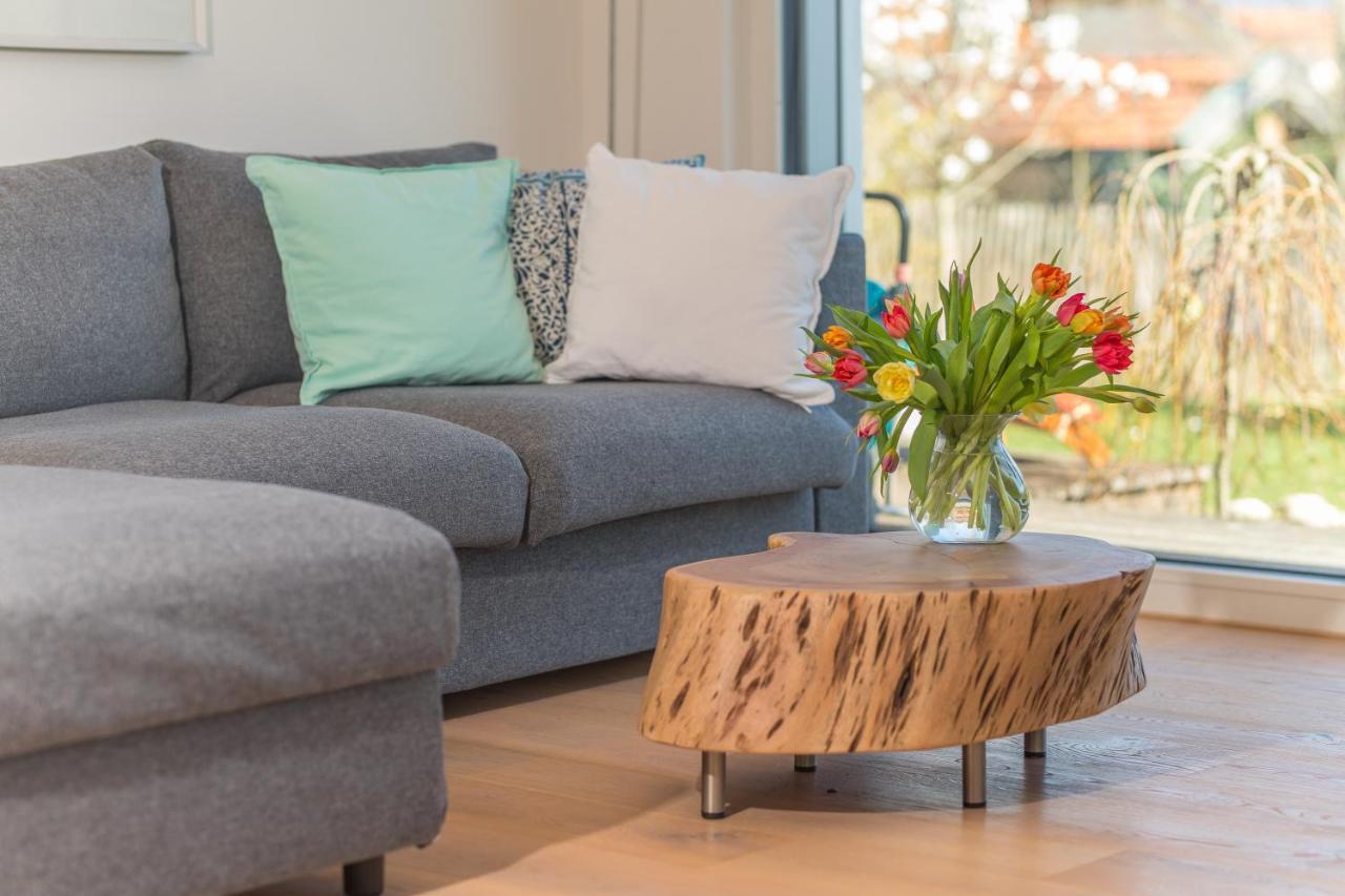 Helle Wohnung Mit Bergblick & Eigener Terrasse バート・テルツ エクステリア 写真
