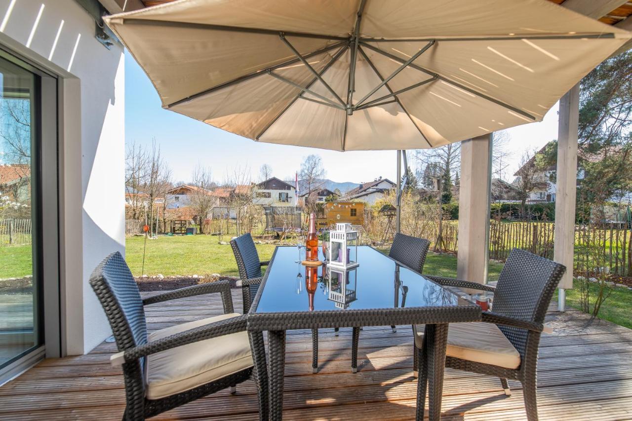 Helle Wohnung Mit Bergblick & Eigener Terrasse バート・テルツ エクステリア 写真