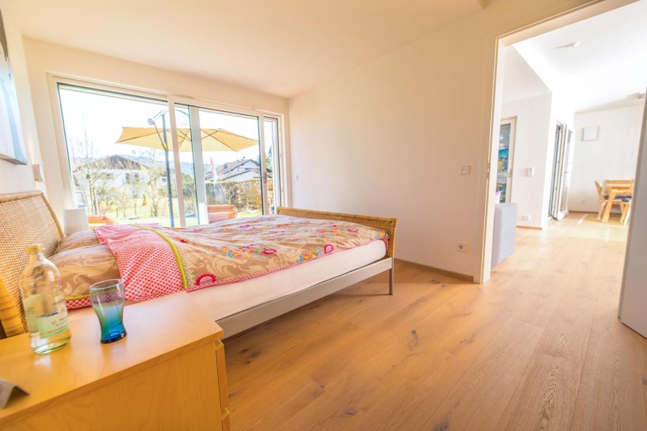 Helle Wohnung Mit Bergblick & Eigener Terrasse バート・テルツ エクステリア 写真